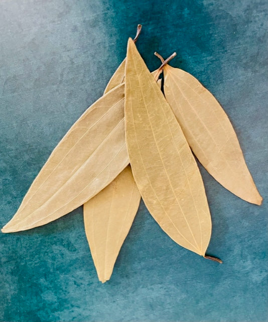 Cinnamon Tree Leaves (Indian Bay Leaves)